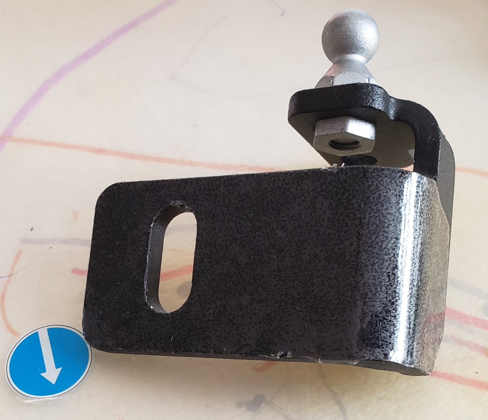 Установка укороченных газовых упоров капота. — Skoda Yeti, 1,8 л, 2014 ...