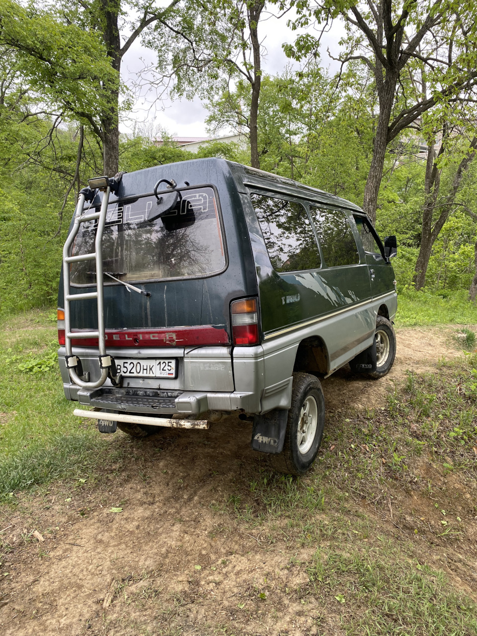 Накладка багажника — Mitsubishi Delica (P35W), 2,5 л, 1992 года | своими  руками | DRIVE2