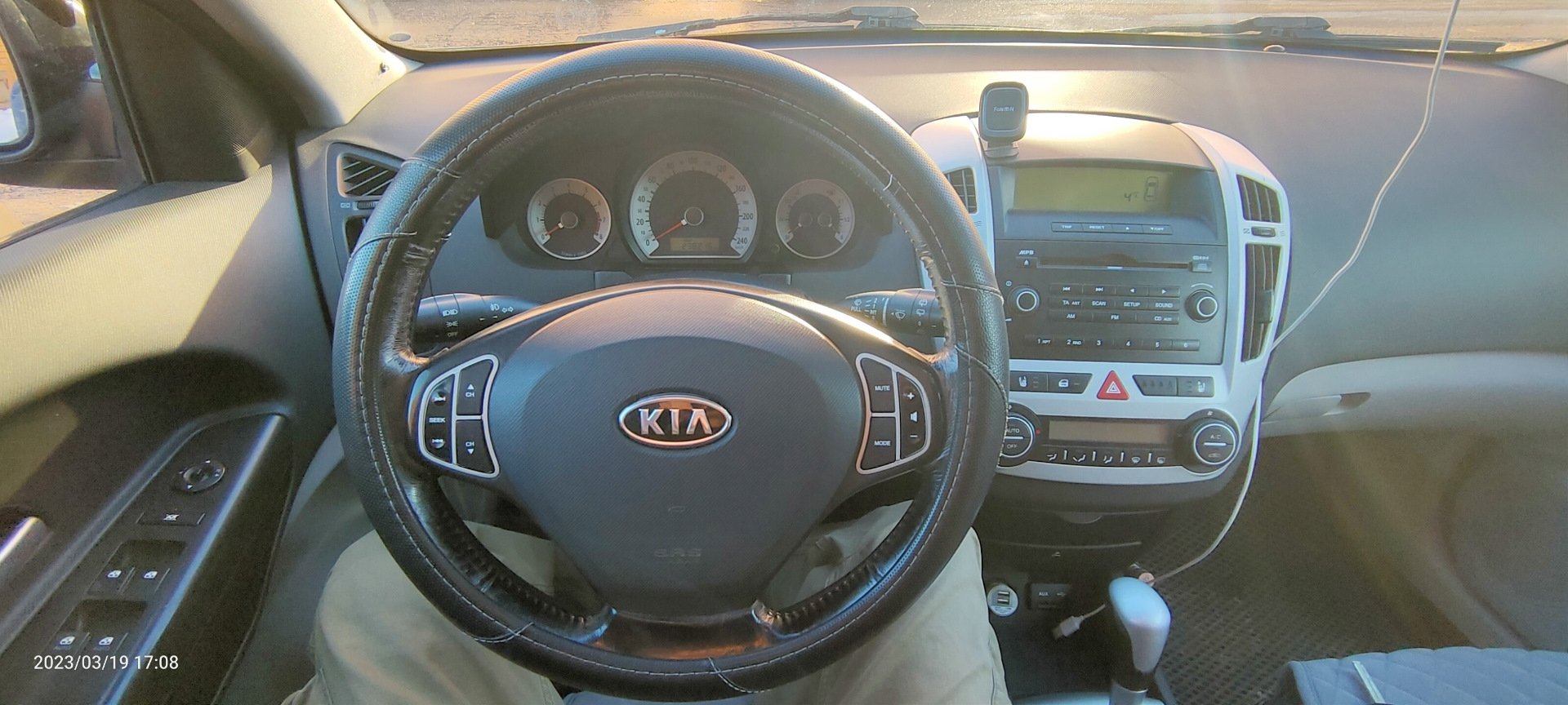6. Восстановление кожи на руле ч.1 — KIA Ceed (1G), 2 л, 2007 года ...