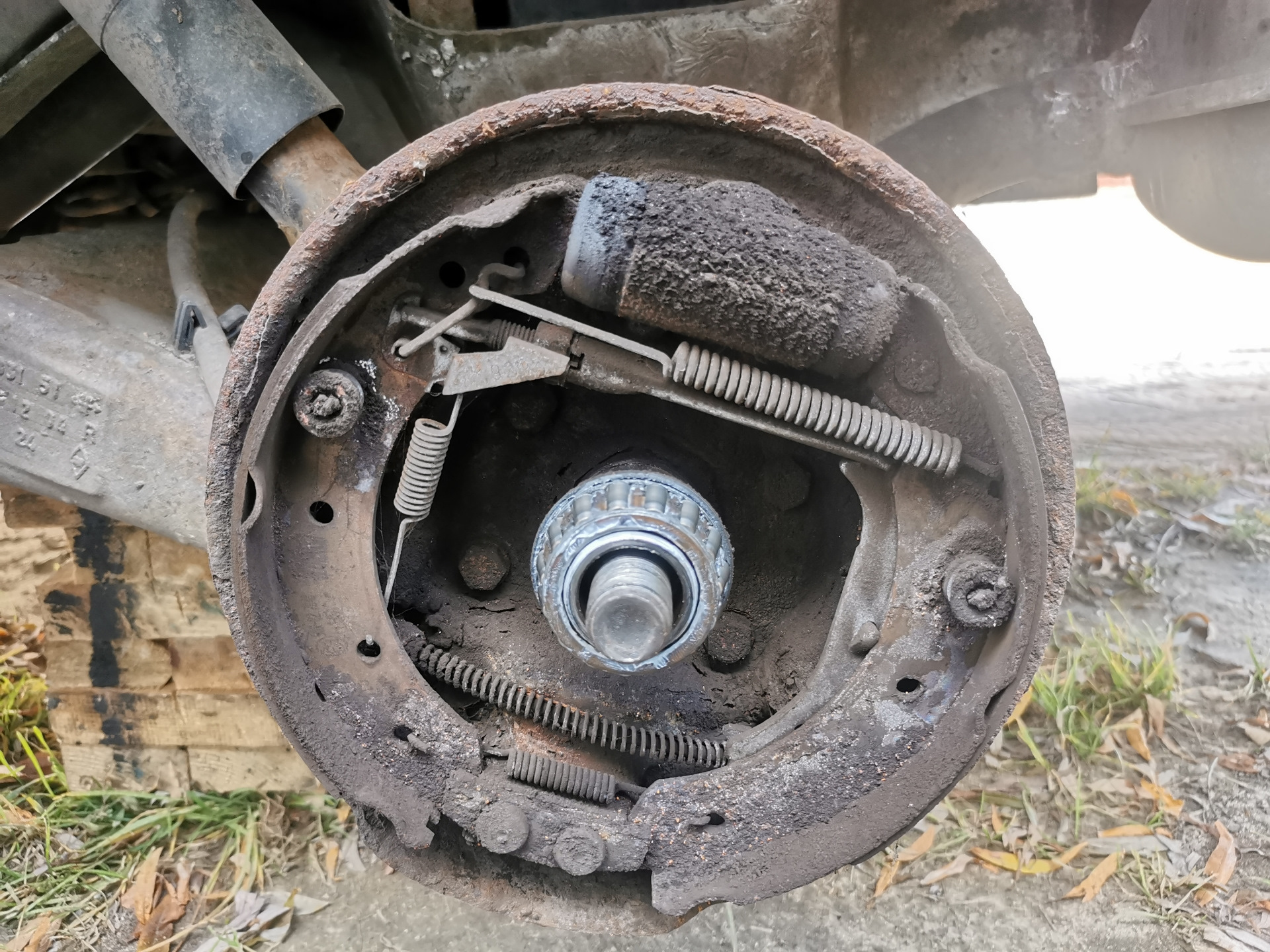 Ремонт Renault Megane Рено Меган: Тормозная система. Описание, схемы, фото