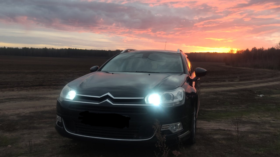 Как снять переднее крыло — Citroen C5 (2G), 2 л, 2009 года | кузовной ...