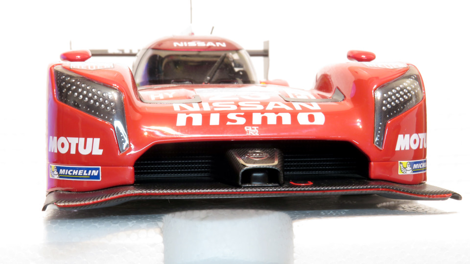 オートアート1/18　NISSAN GT-R LM NISMO Nissan GT-R LM Nismo (Autoart, 1:18) — Сообщество