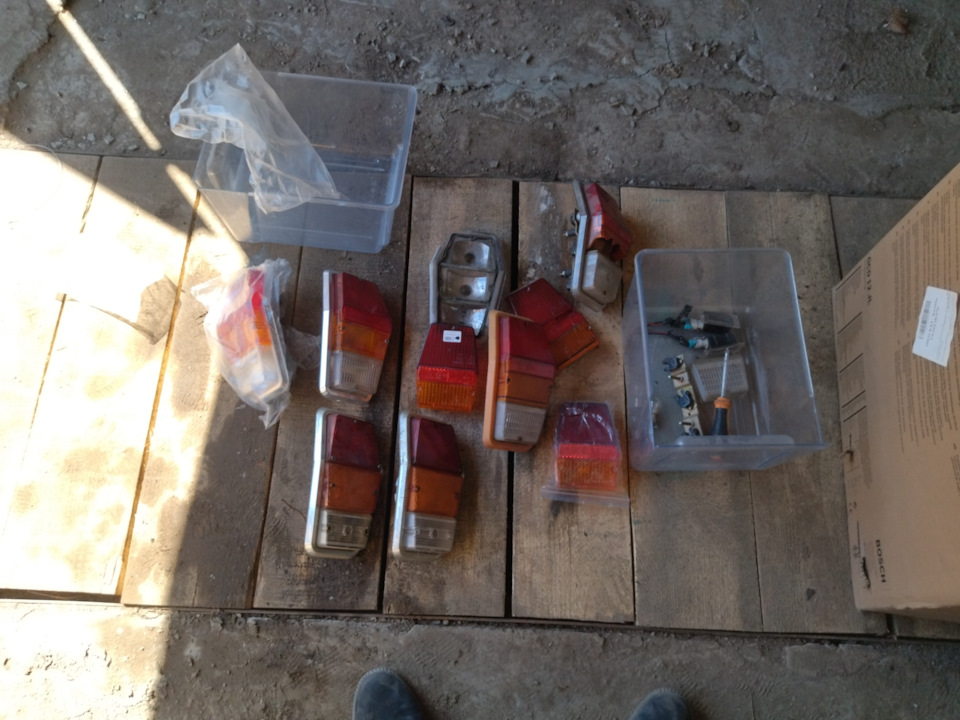 Фонари — ГАЗ 24, 2,4 л, 1976 года | запчасти | DRIVE2