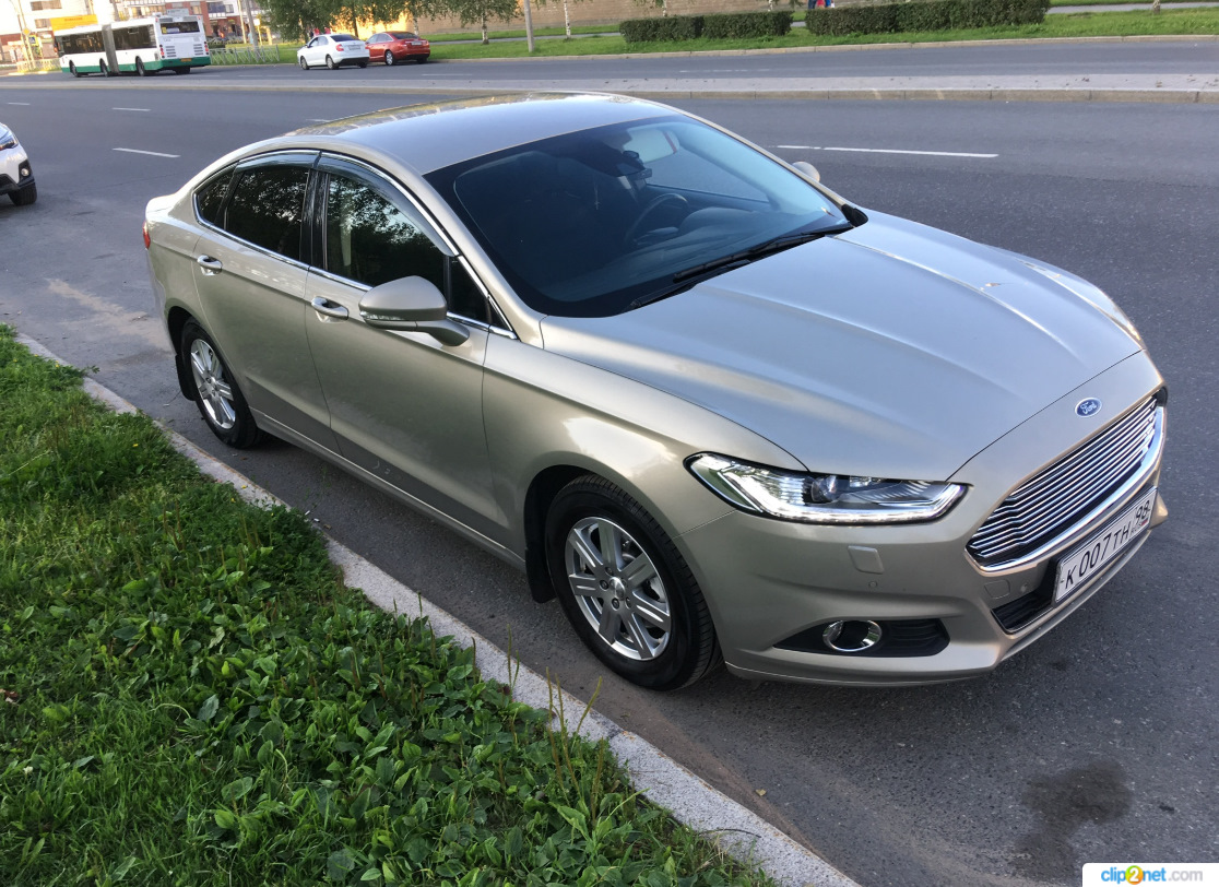 Форд мондео цвета. Форд мондео золотой. Ford mondeo цвета. Форд мондео 4 кузов. Midnight sky цвет форд фокус 3.