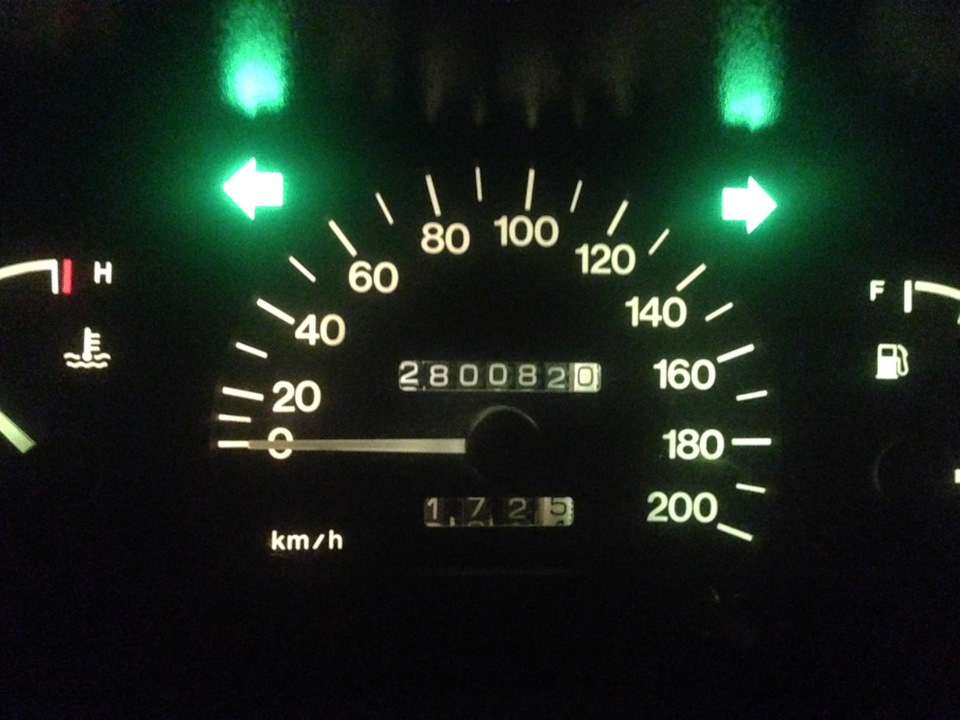 Поймал зеркалочку — Daewoo Nexia, 1,5 л, 2004 года | наблюдение | DRIVE2