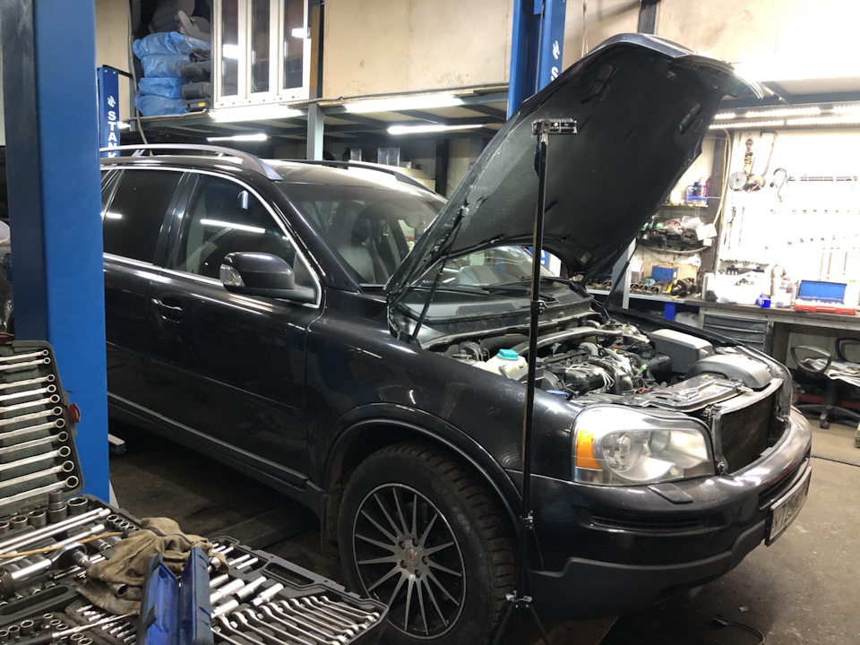 Одно из важных ТО. Замена Вихревой заслонки . — Volvo XC90 (1G), 2,4 л ...