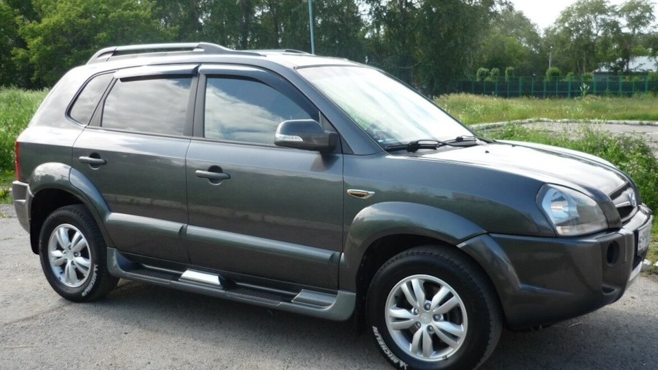Хендай туссан jm. Hyundai Tucson i, 2008. Хендай Туссан 2008. Хендай Туксон 2008. Hyundai Tucson 2008 серый.