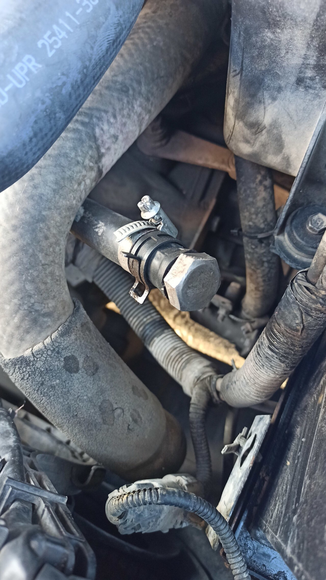 Не ссы брат! подлечим твой шланг! — Hyundai Sonata IV (EF), 2 л., 2005 ...