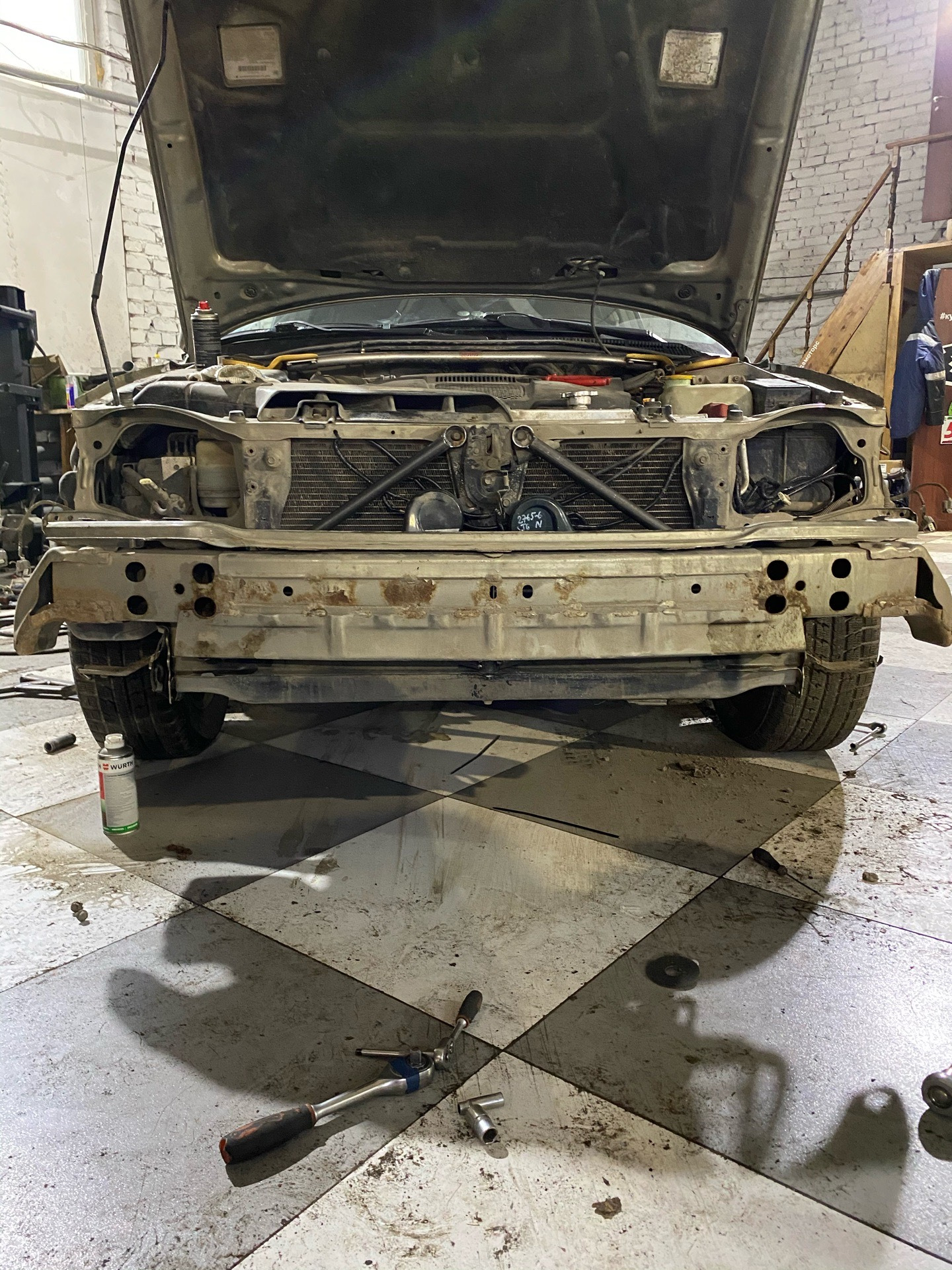 Передняя распорка кузова Субару Легаси БЕ, Аутбек БШ — Kein на DRIVE2