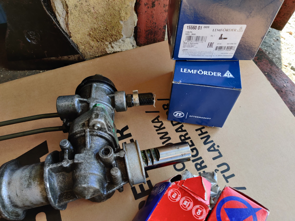 Фото в бортжурнале Mitsubishi Space Star (1998). Запчасти на фото: 1556001