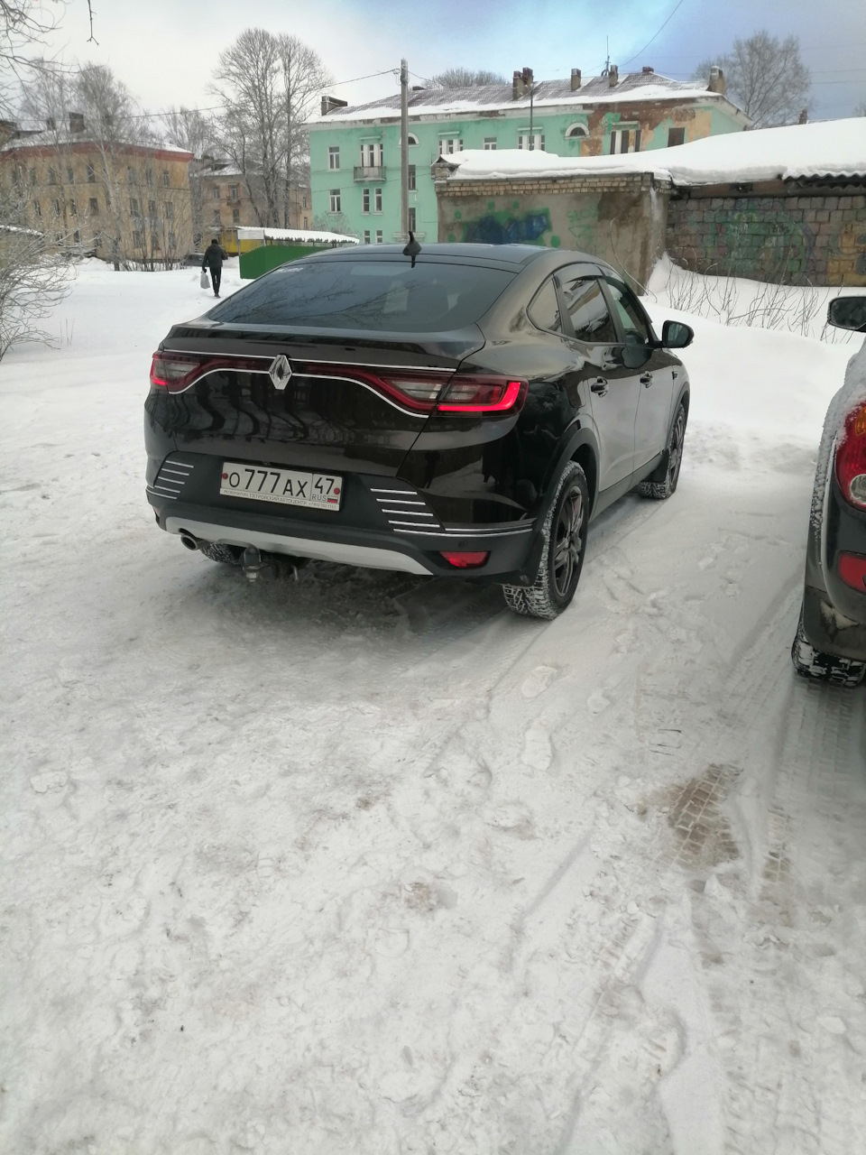 Отключение усов на крышке багажника. — Renault Arkana, 1,6 л, 2019 года |  тюнинг | DRIVE2