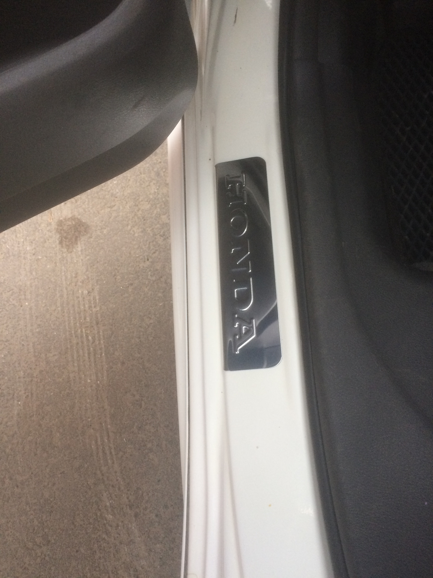 Накладки на пороги Хонда Civic 8 4D — Honda Civic 4D (8G), 1,8 л, 2008 ...