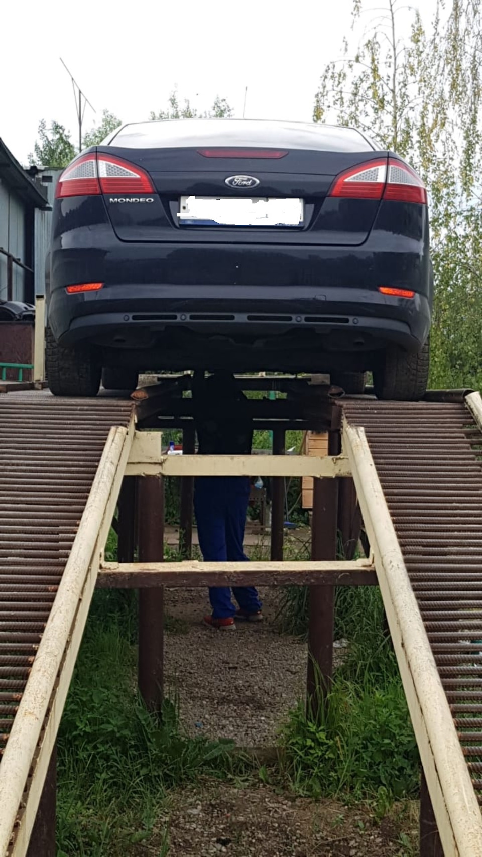 Замена второпластового болта на рулевой рейке(без снятия рейки) — Ford ...