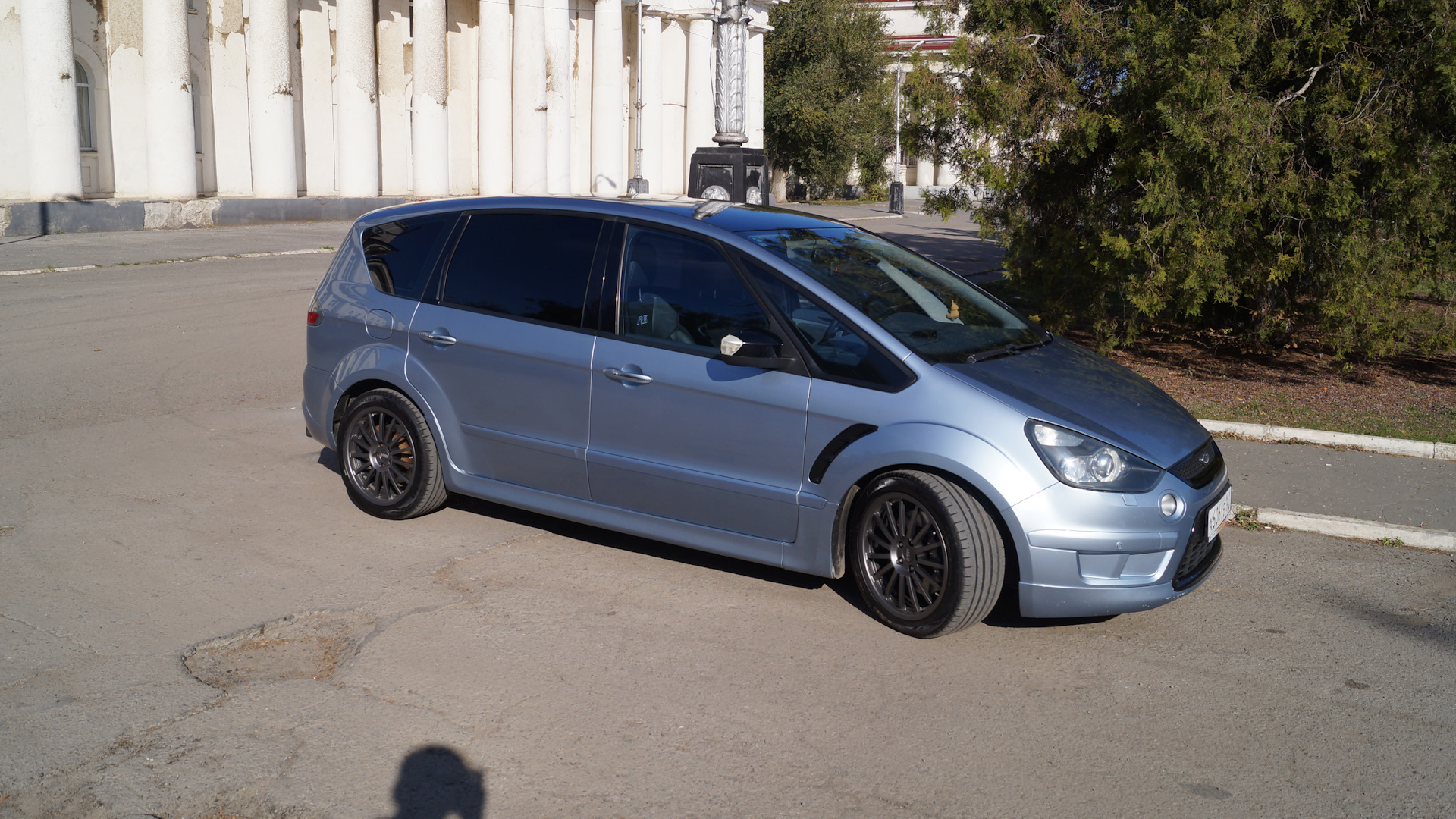 Ford S-Max (1G) 2.5 бензиновый 2007 | Авто Лаинер почти RS на DRIVE2