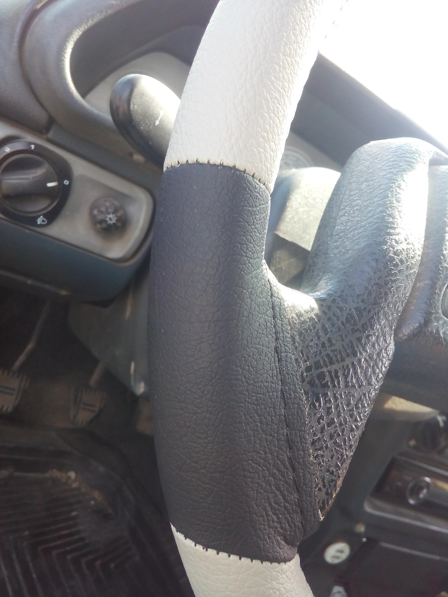 Обтяжка руля в кожу. — LADA 2114, 1,6 л., 2008 года | стайлинг | DRIVE2