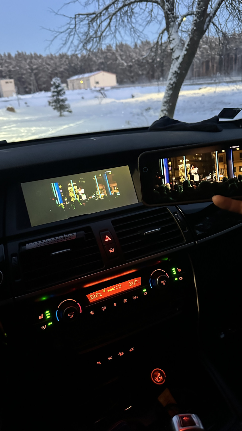 Фото в бортжурнале BMW X5 (E70)