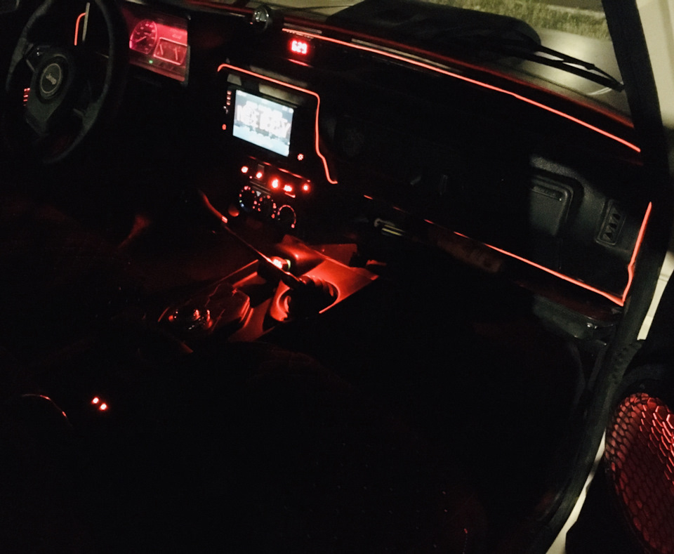 Подсветка кнопок и салона в один цвет — LADA 4x4 3D, 1,7 л., 1996 года ...