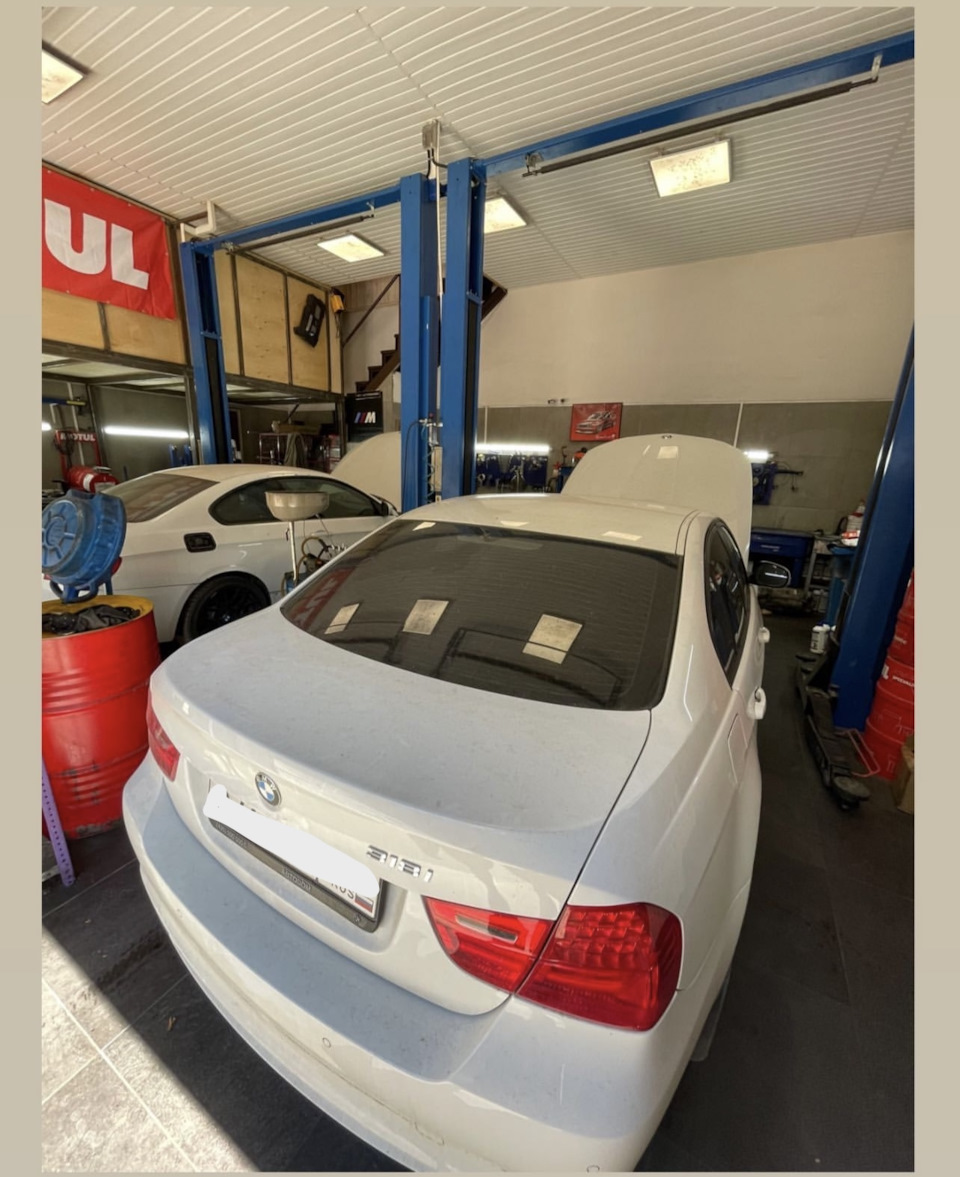 #10. Визит в сервис №3. Задние амортизаторы — BMW 3 series (E90), 2 л ...