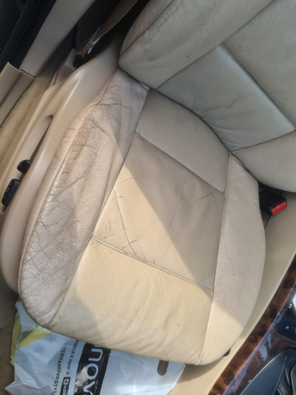 7️⃣7️⃣- Восстановление кожи на сиденьях — BMW X5 (E53), 3 л, 2002 года ...