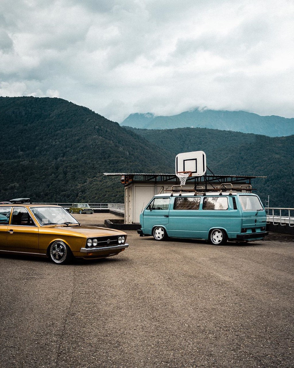 Grounded. Фольксваген т3 стенс. VW t3 стэнс. Volkswagen t3. Volkswagen t2 stance.