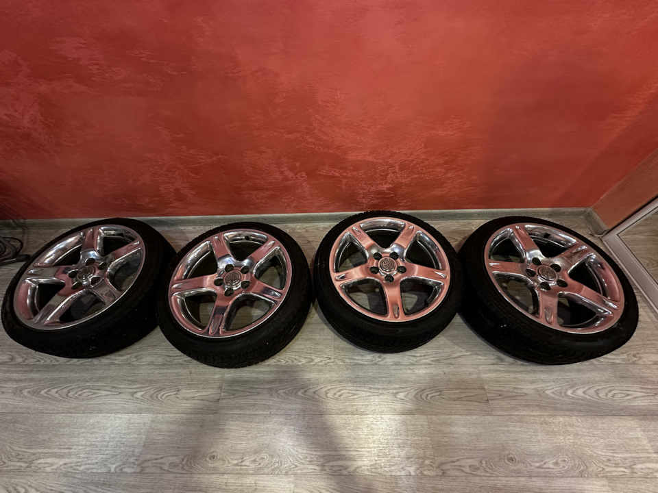 Шины всесезонные 205/45 R17, штампованные диски Toyota aristo 17 5x114 ...