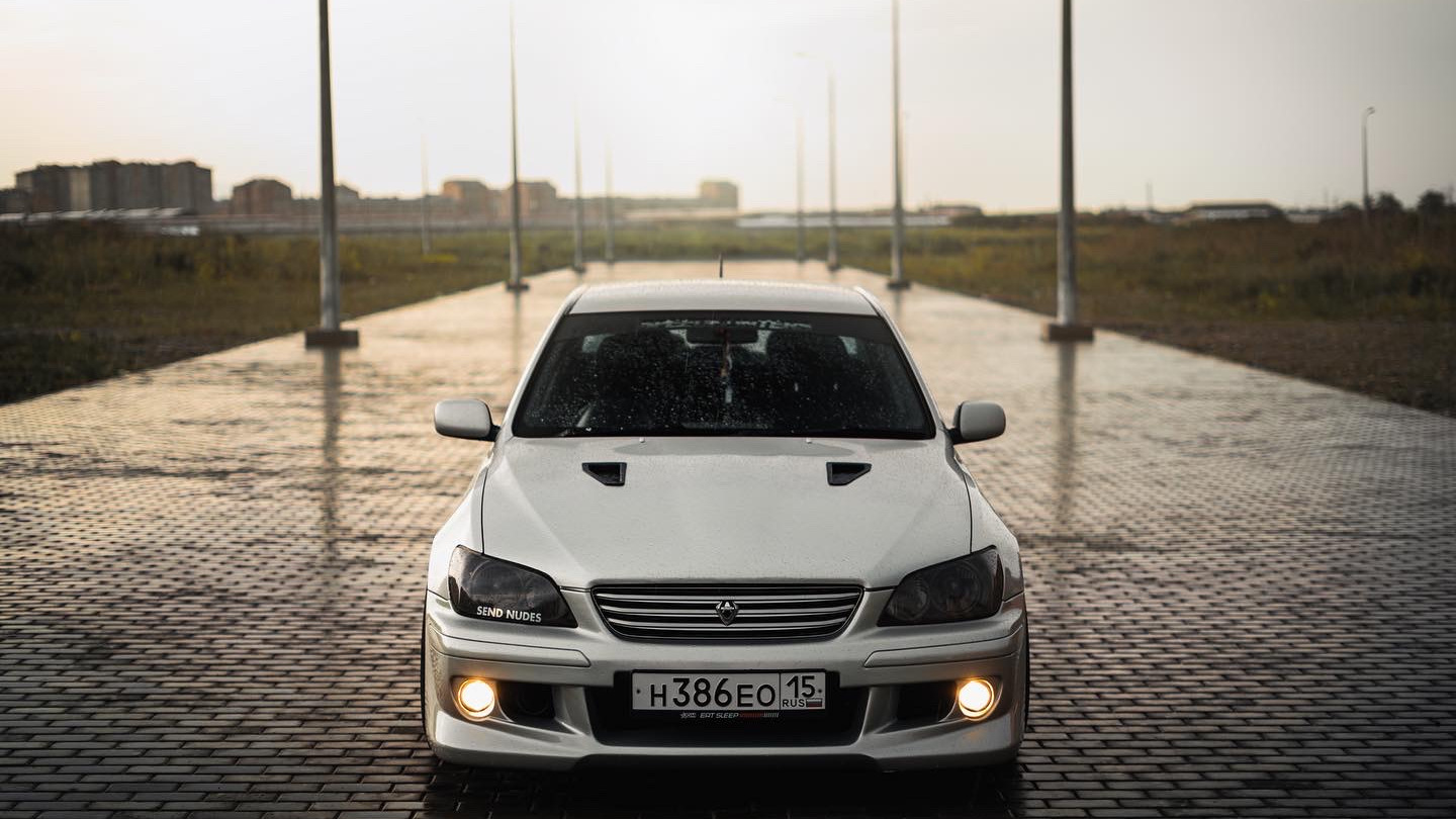 Toyota Altezza 4.0 бензиновый 1998 | Altezza 1UZ-FE на DRIVE2