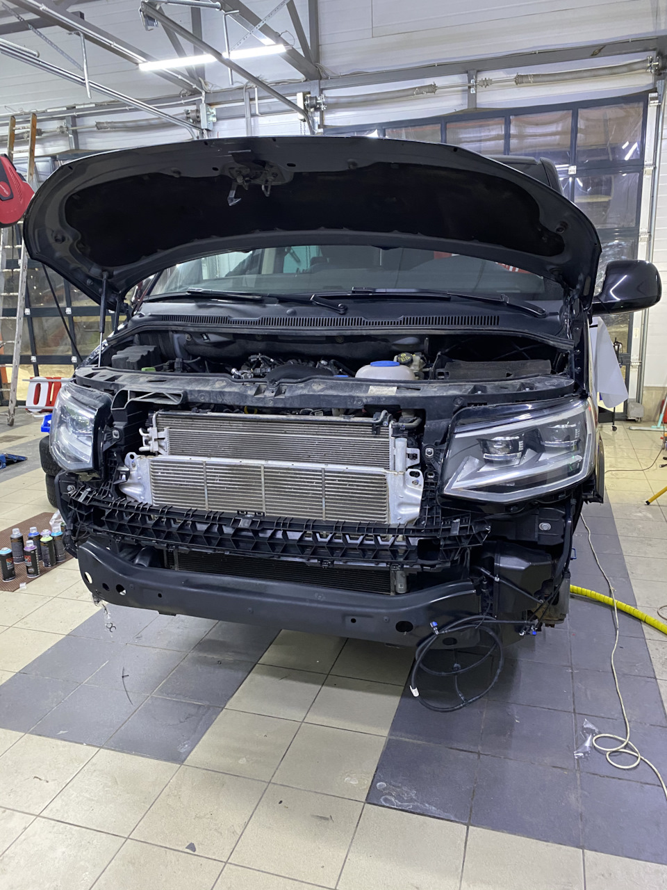 Плюс сетку поставили, для защиты радиатора . — Volkswagen Multivan (T6)