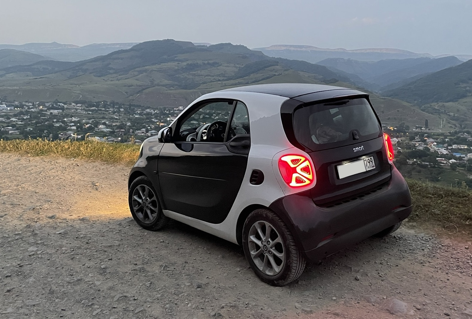 Эльбрус, Домбай, Кавминводы — Smart fortwo (3G), 0,9 л, 2016 года |  путешествие | DRIVE2