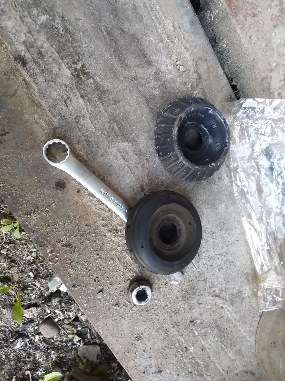 Старый опрник и новый. — Chevrolet Aveo 5-door (1G)