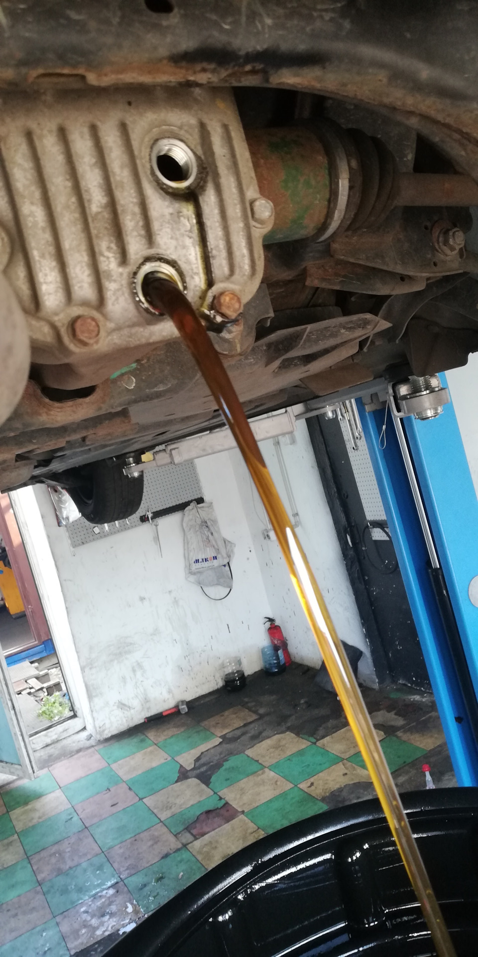 Масло в редукторах — Subaru Legacy (BM/BR), 2,5 л, 2011 года | плановое ...