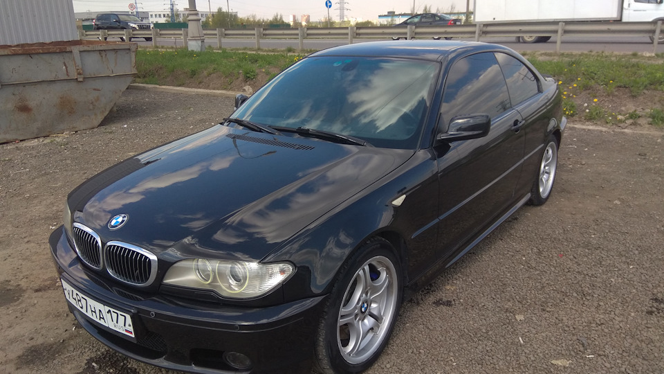 BMW 3 series Coupe Брюнетка