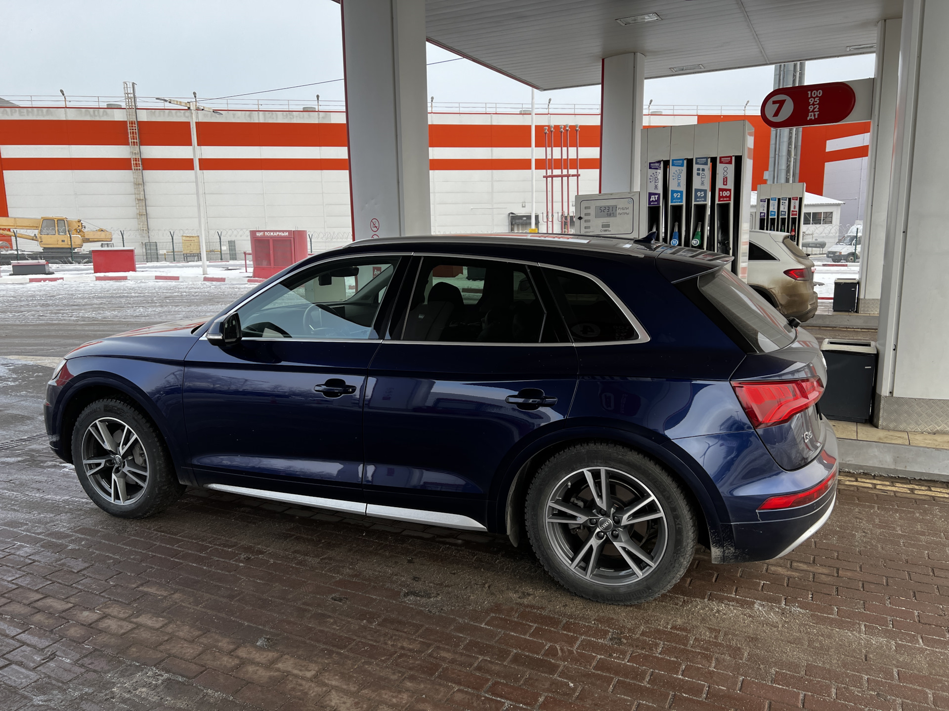 Пневмоподвеска хандрит или пришла беда — отворяй ворота — Audi Q5 (2G), 2  л, 2018 года | поломка | DRIVE2