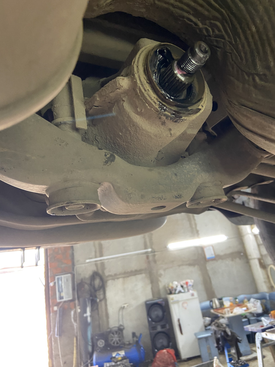 #9 Замена всех сальников на раздатке и небольшая ревизия подвески ...