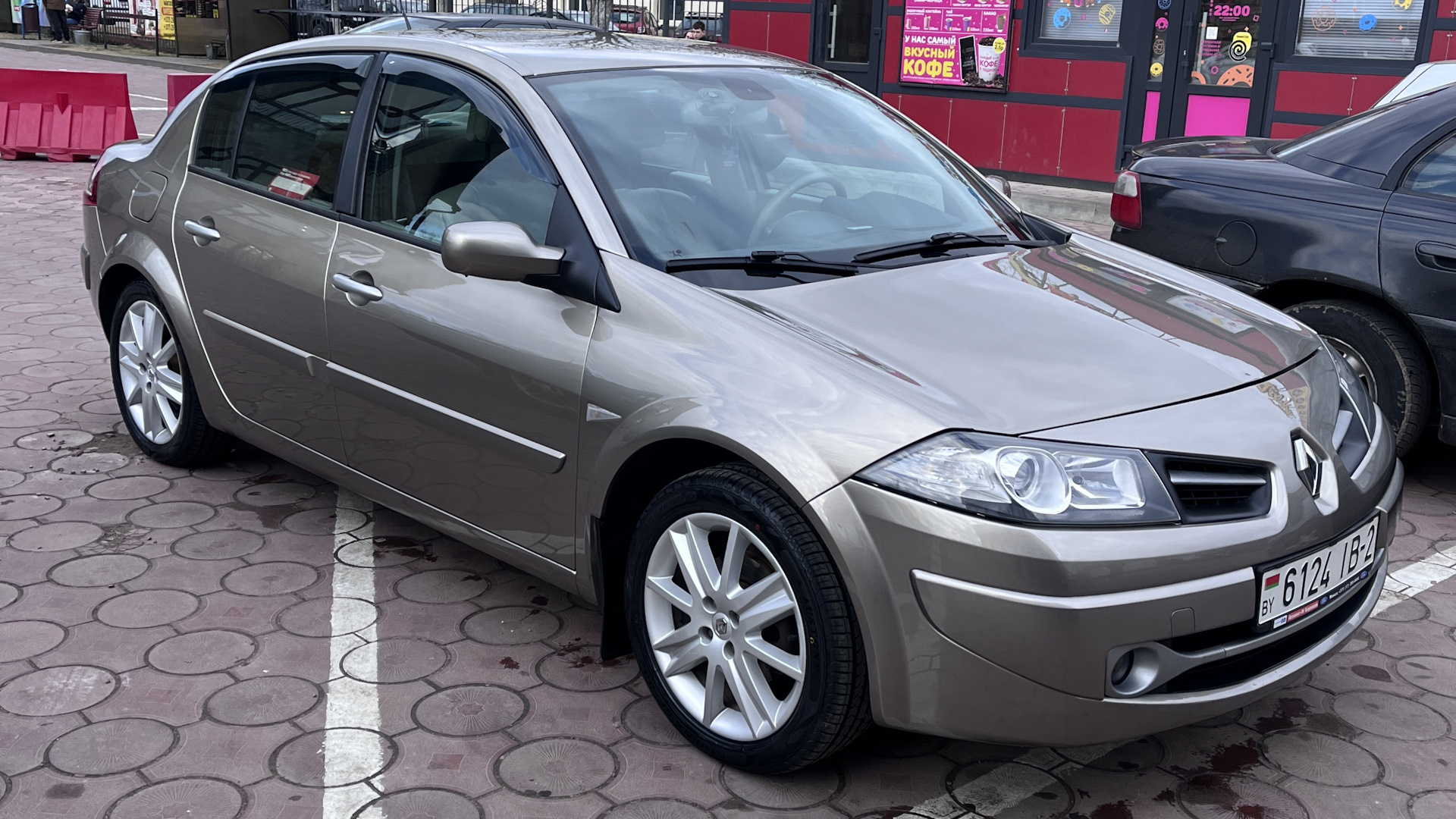 Renault Megane II 2.0 бензиновый 2009 | 2.0 F4R 6МКПП на DRIVE2