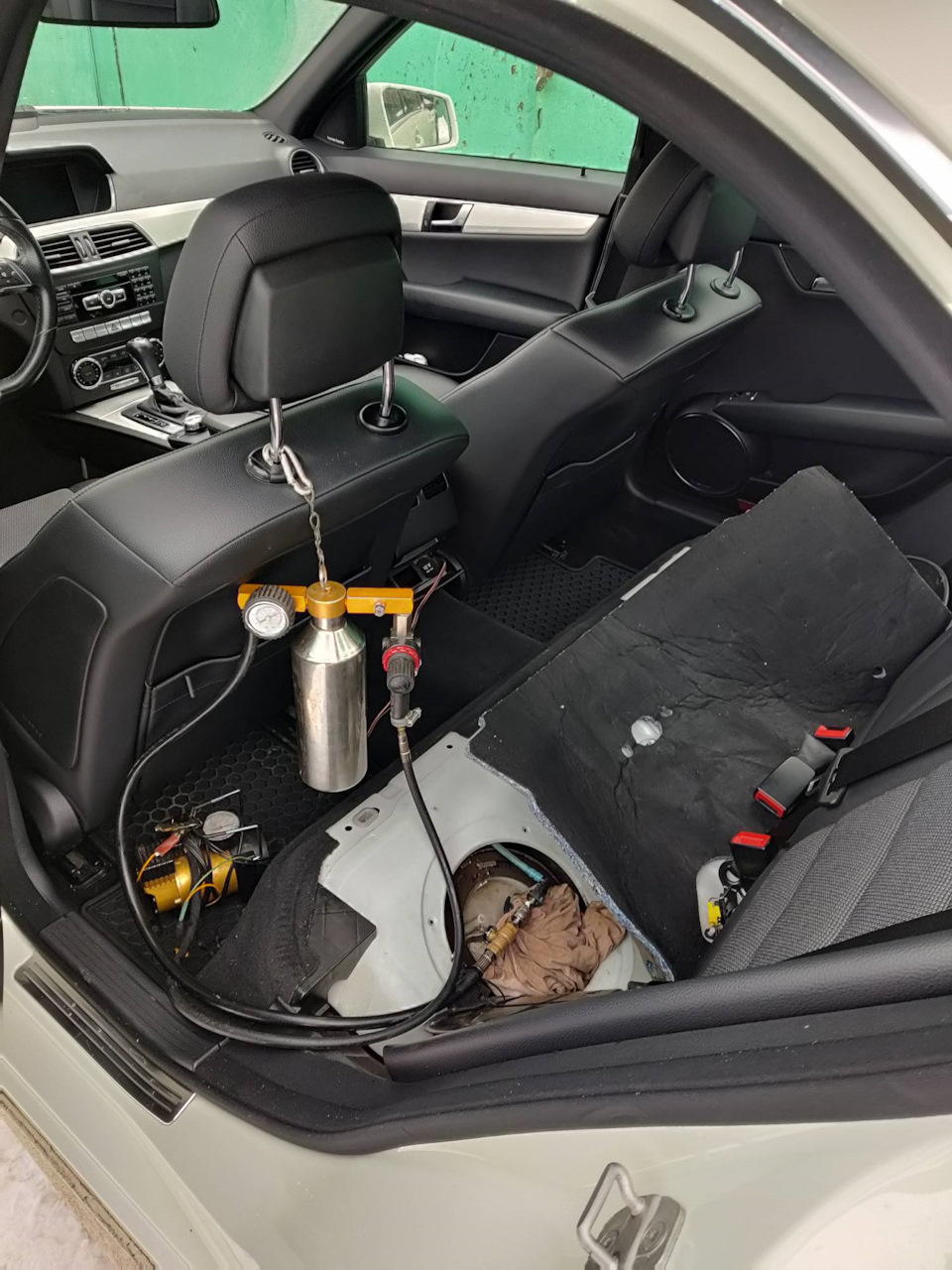 Mercedes-Benz C-Класс III (W204) промывка форсунок/инжектора без снятия ...