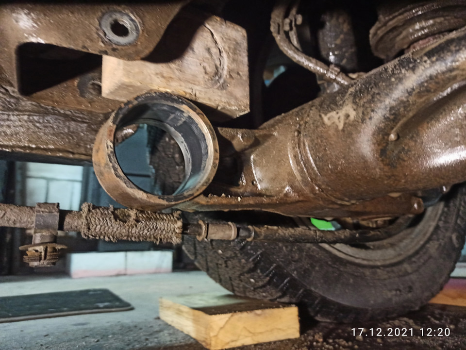 Сайлентблоки задней балки — Opel Astra H, 1,6 л, 2012 года | запчасти ...