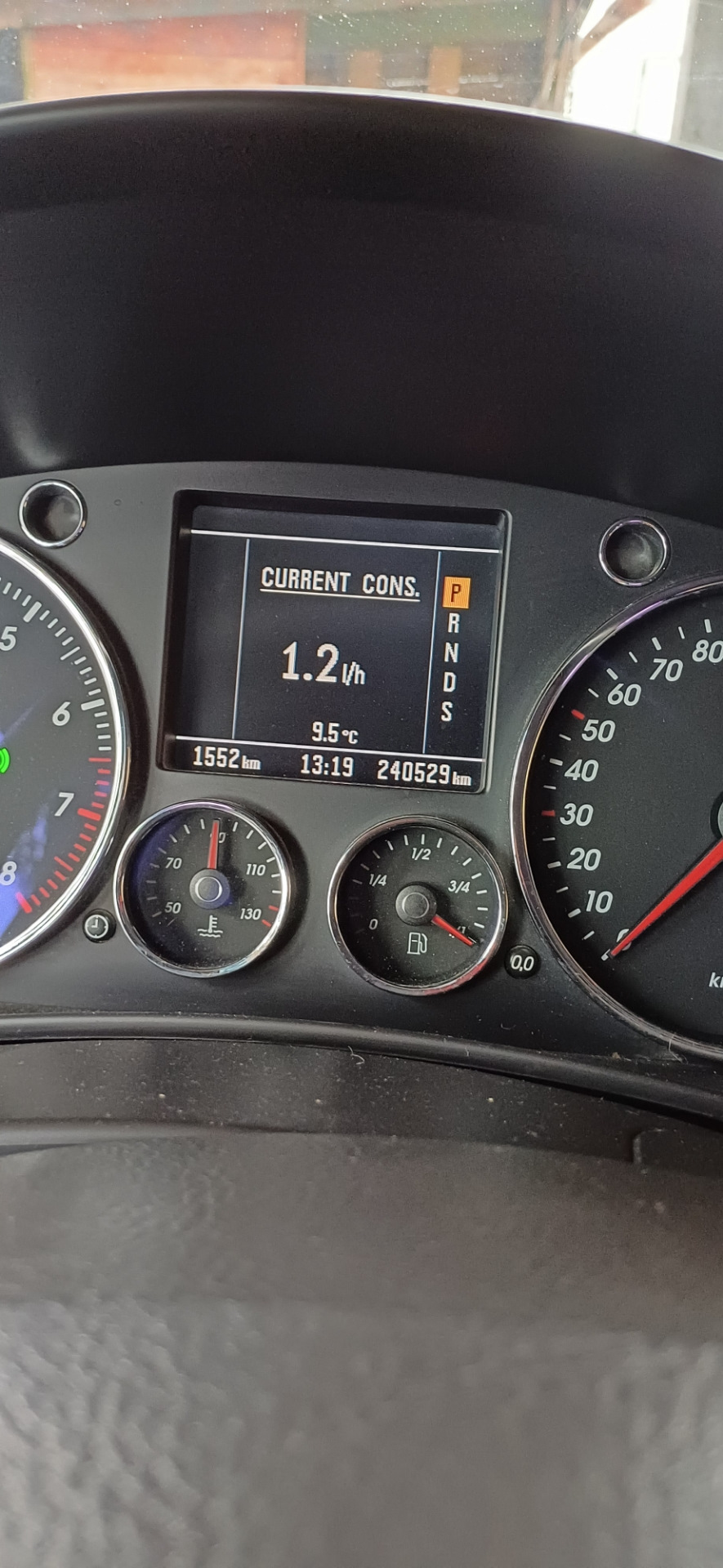 Фото в бортжурнале Volkswagen Touareg (1G). Запчасти на фото: O0001