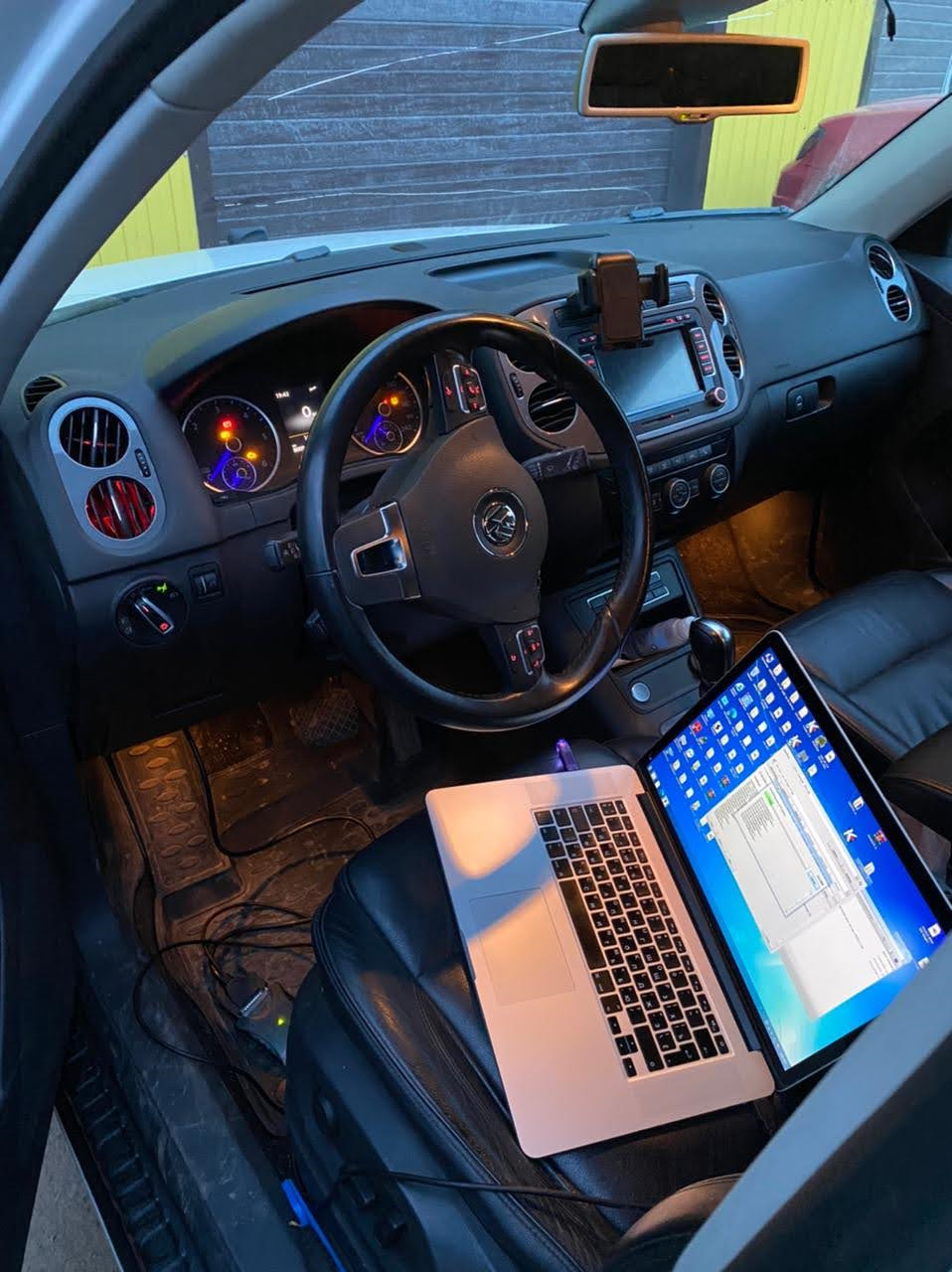 Фото в бортжурнале Volkswagen Passat Variant (B6)