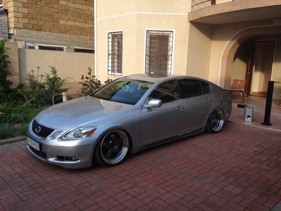 Lexus GS 350 стенс