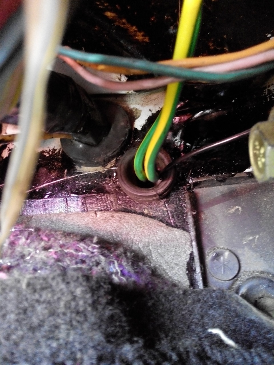 Принудительное включение ел.вентилятора — Lada 2106, 1,5 л, 1989 года ...