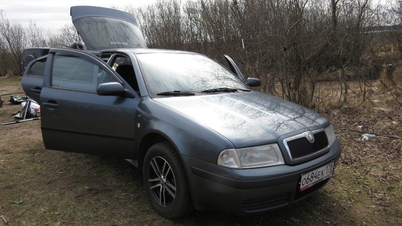 Гудит новый топливный насос — Skoda Octavia A4 Mk1, 1,6 л, 2004 года ...