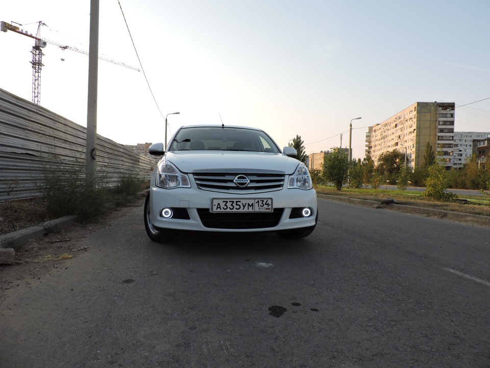 Как снять противотуманки на ниссан альмера g15 Светодиодные кольца в ПТФ - Nissan Almera V (G11/15), 1,6 л, 2014 года электрони