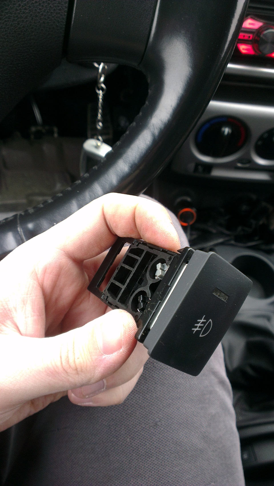 Хендай солярис кнопка валет где находится подсветка кнопок - Hyundai Getz, 1,6 л, 2007 года электроника DRIVE2