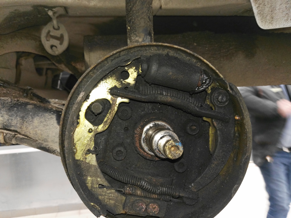 Диагностика ходовой 109000 км пробега — Lada Гранта лифтбек, 1,6 л ...