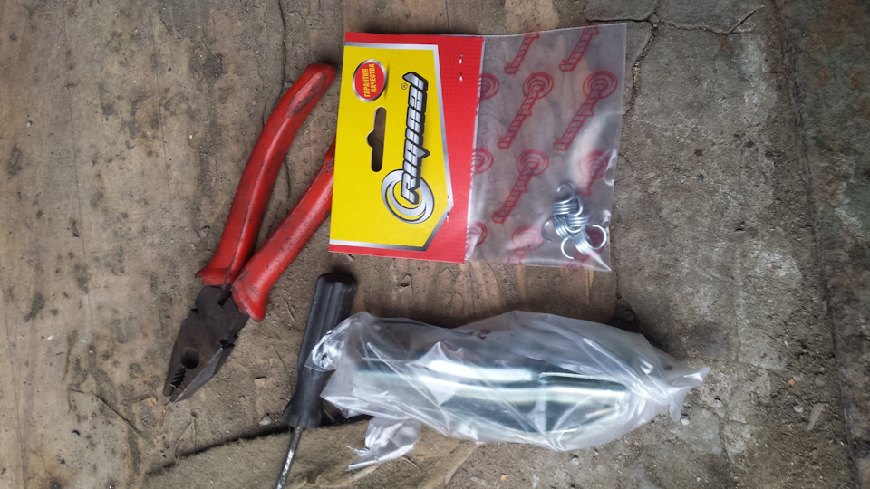 Замена тормозного цилиндра — Lada Приора седан, 1,6 л, 2012 года ...