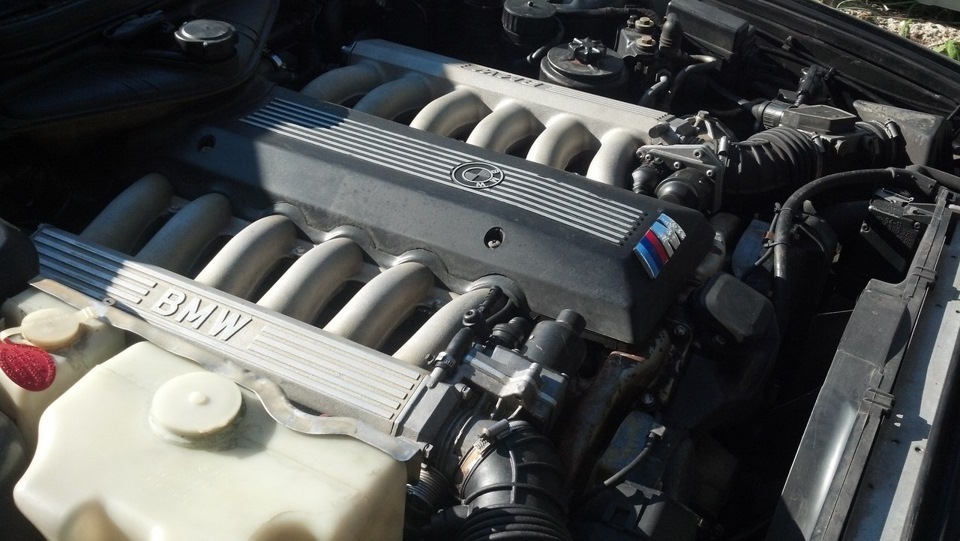 Б 50 2. BMW v12 m70b50. Мотор м70 БМВ. Мотор m70b50. M70b50 v12.