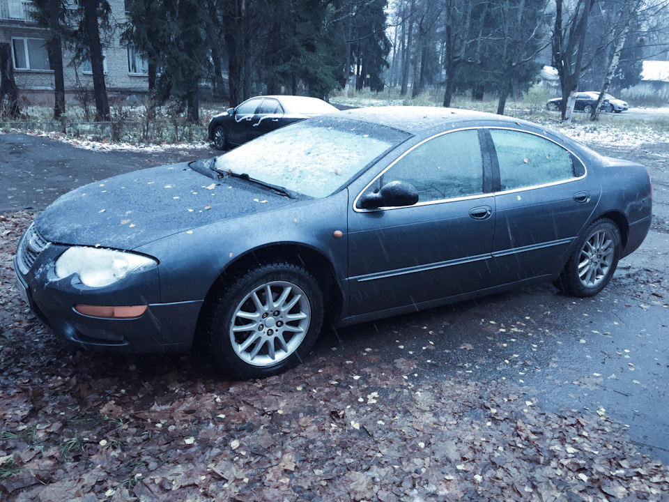 Updete 4.11.17 . Эмульсия в расширительном бачке. Уехала в сервис ...