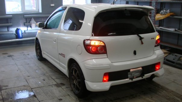 Toyota Vitz RS Turbo