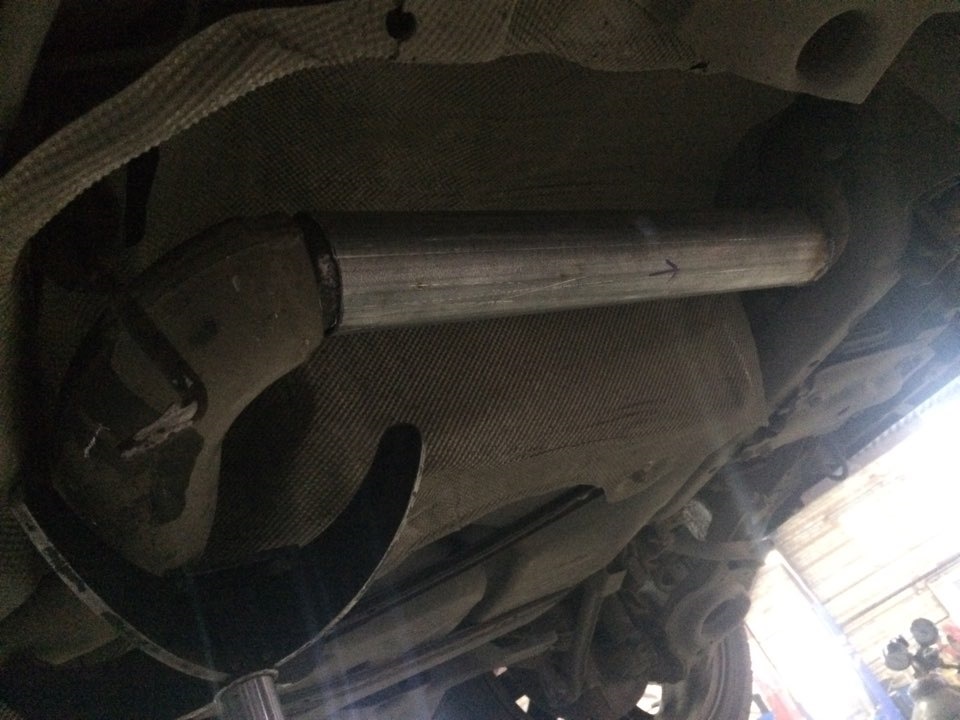 Замена подшипника ступицы и переделка выхлопа😎 — Mazda 3 MPS (1G), 2,3 ...