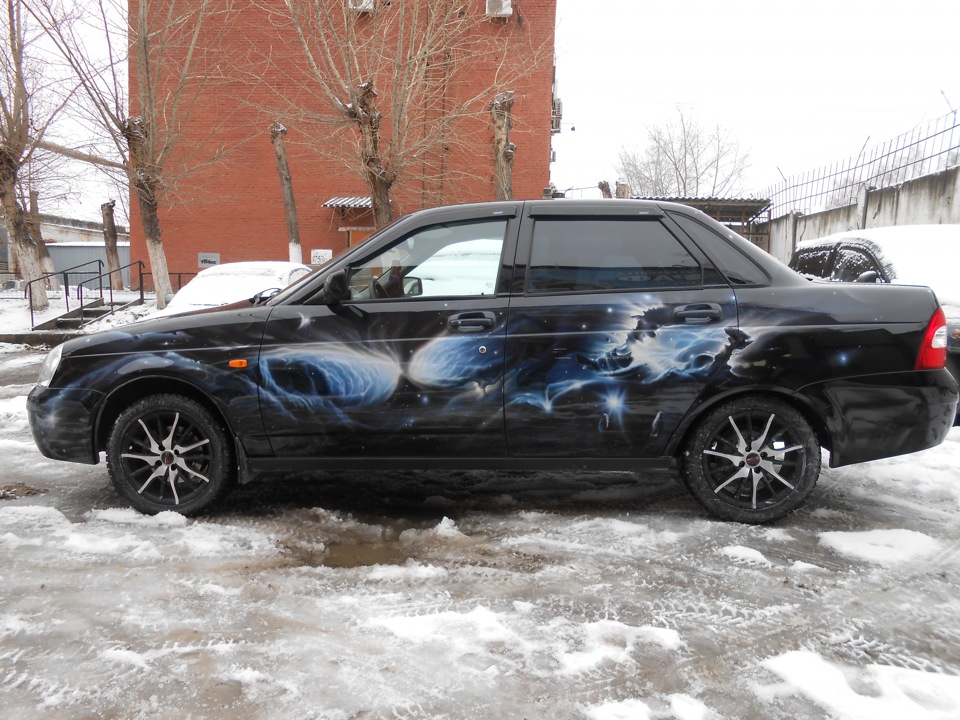 Аэрография космический корабль на авто